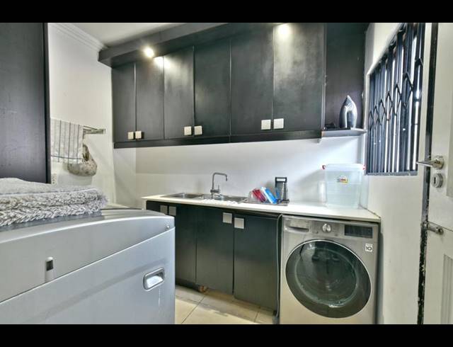 4 BEDROOM HOUSE FOR SALE IN KLEVEHILL PARK
